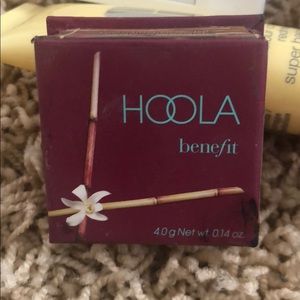 Hoola Bronzing Powder by Benefit